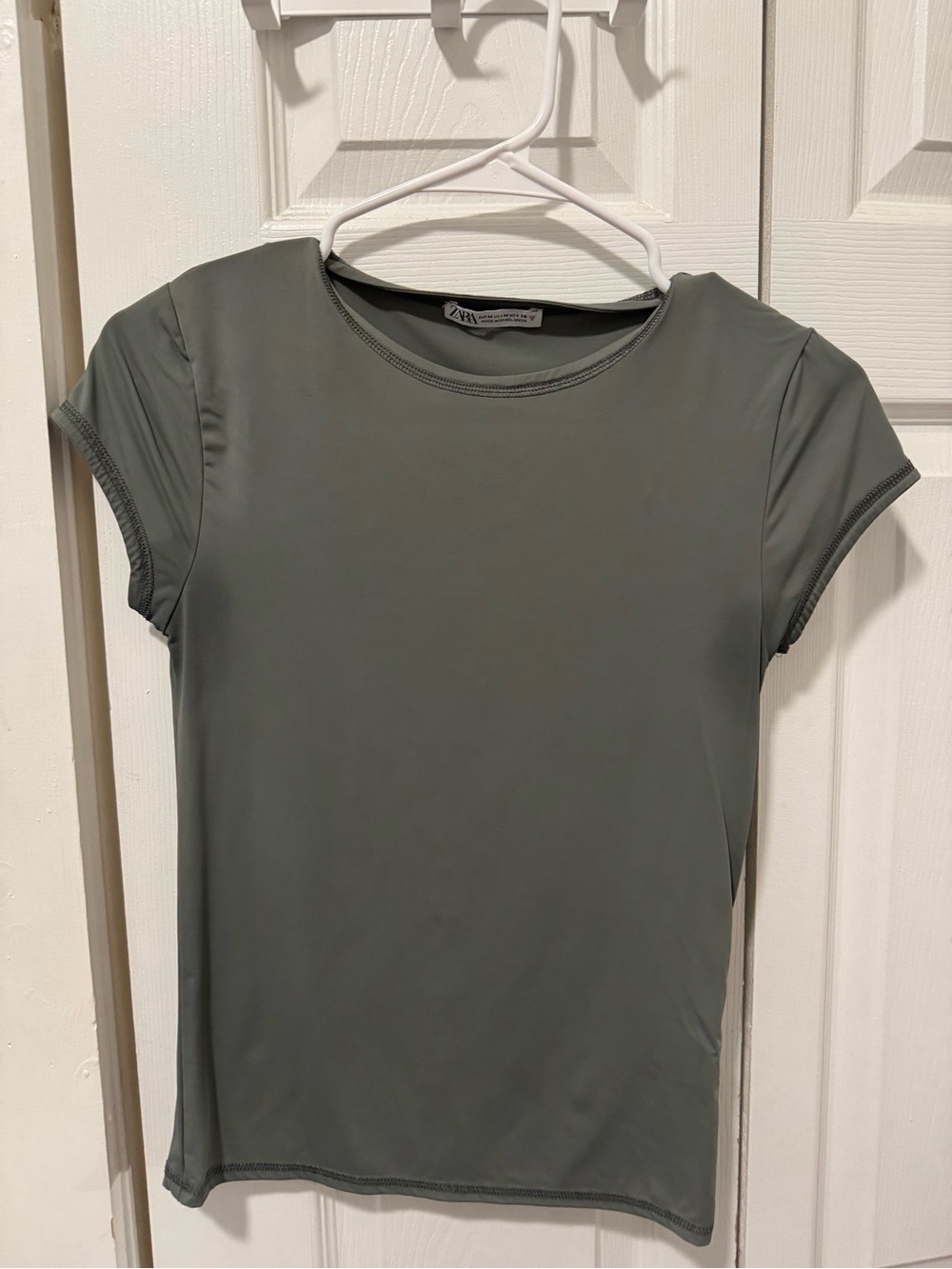 Zara Women’s Short Sleeve Crew Neck Top - grey